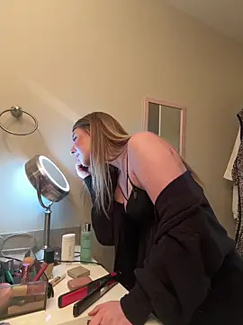 sophielove888 online show from 03/20/25, 06:09