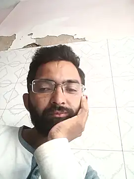 sagarghai07 online show from 09/27/25, 11:48