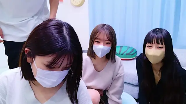 HaruruHappy online show from 01/17/25, 02:07