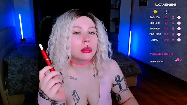 Blueberry-baby online show from 12/13/25, 07:53