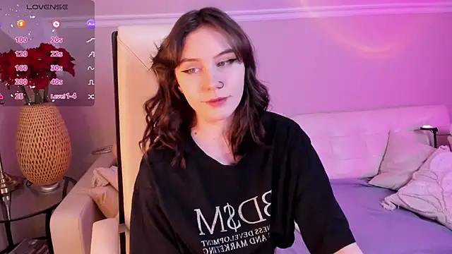 UnaMedison online show from 12/06/24, 01:22