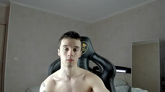 Snapshot of MasonWarholl chatting on 02/09/25, 08:45 MasonWarholl online show from 02/09/25, 08:45