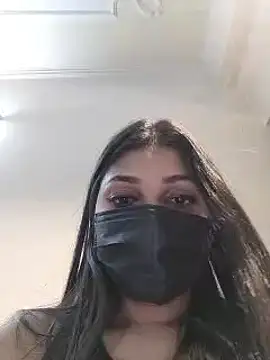 Snapshot of Sonam-378 chatting on 03/22/25, 08:59 Sonam-378 online show from 03/22/25, 08:59