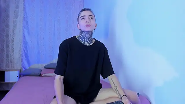 Tinny and Candy online show from 01/06/26, 12:03