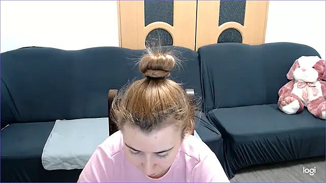 VioletaFlower7 online show from 01/26/25, 09:40