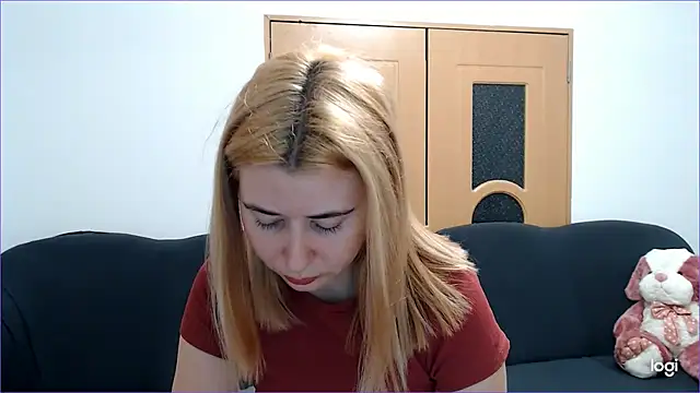 VioletaFlower7 online show from 02/17/25, 09:56