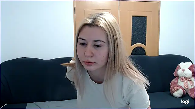 VioletaFlower7 online show from 02/21/25, 06:37