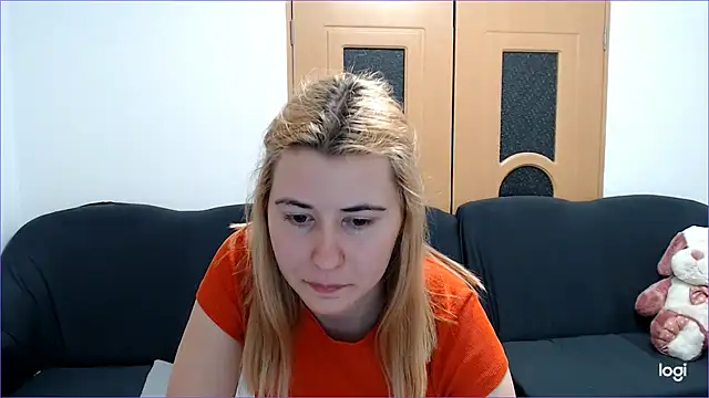 VioletaFlower7 online show from 03/07/25, 09:17