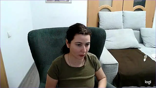 VioletaFlower7 online show from 02/24/26, 08:18