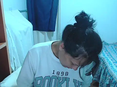 home vlak online show from 04/10/26, 12:27