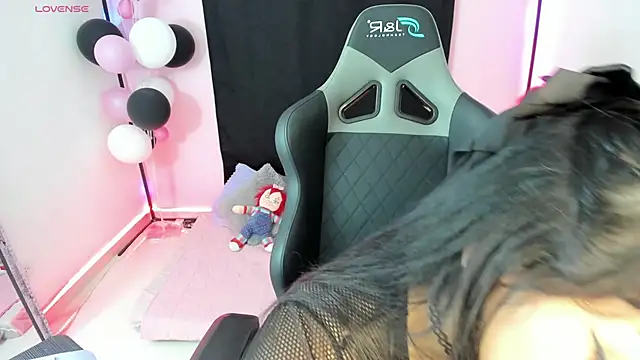 zoesullivan online show from 12/02/24, 10:07