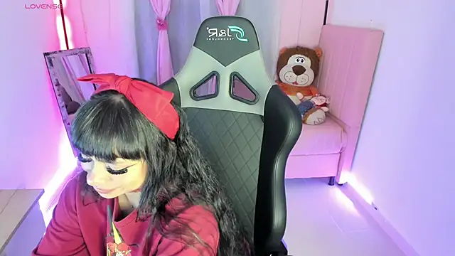 zoesullivan online show from 02/18/25, 09:54