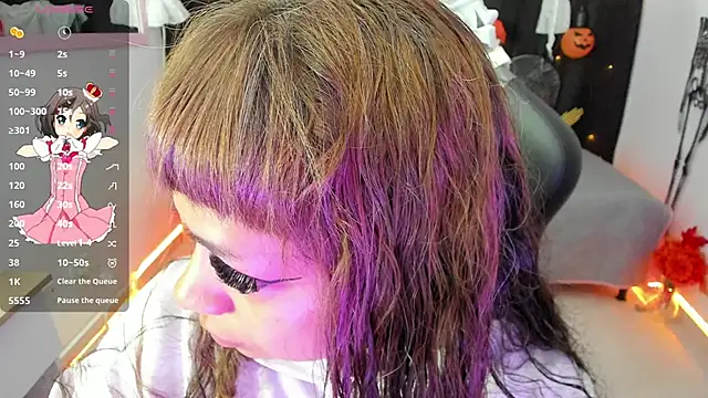 zoesullivan online show from 10/18/25, 10:05