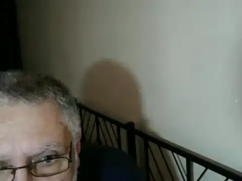 100Tauros online show from 10/22/25, 08:58