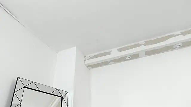 Snapshot of Juliabadlee chatting on 12/30/24, 03:25 Juliabadlee online show from 12/30/24, 03:25