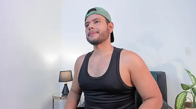 Snapshot of Nate_Ocean chatting on 02/18/25, 01:10 Nate Ocean online show from 02/18/25, 01:10