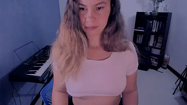 gigi stephans online show from 07/23/26, 01:41