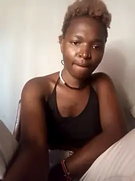 petite 12 online show from 02/22/25, 07:12