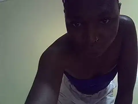 petite 12 online show from 03/03/25, 12:26