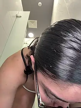 zui lu online show from 03/06/25, 08:19