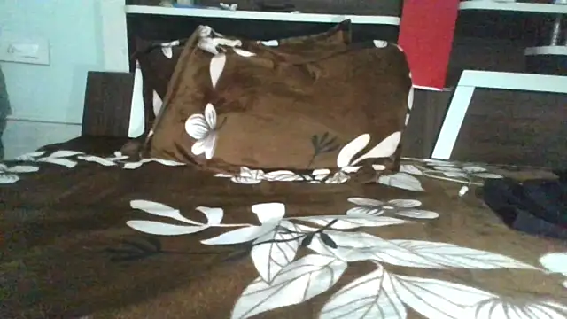 lovehalf08 online show from 02/11/25, 06:55