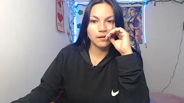 Zafiroweb09 online show from 12/11/24, 04:39