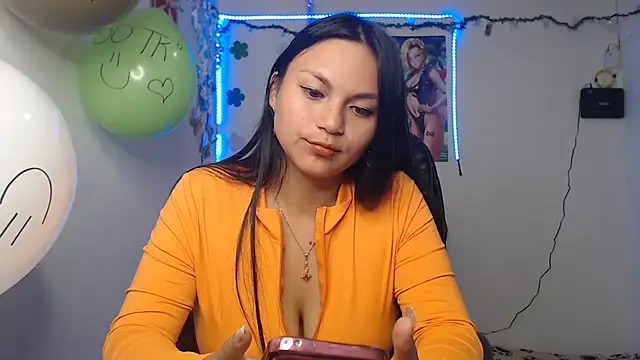 Zafiroweb09 online show from 12/12/24, 05:26