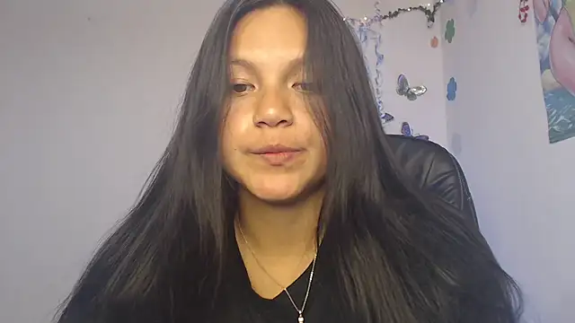 Zafiroweb09 online show from 12/24/24, 04:11