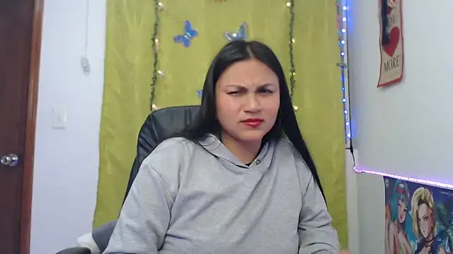 Zafiroweb09 online show from 01/30/25, 01:44