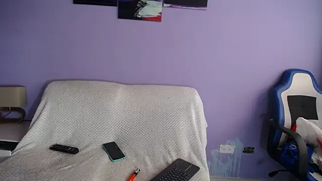 sophia ny online show from 04/14/26, 01:28