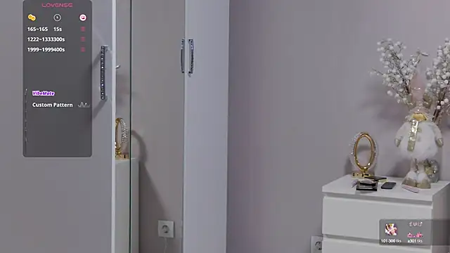 Snapshot of Baginyaaa chatting on 09/15/25, 11:38 Baginyaaa online show from 09/15/25, 11:38