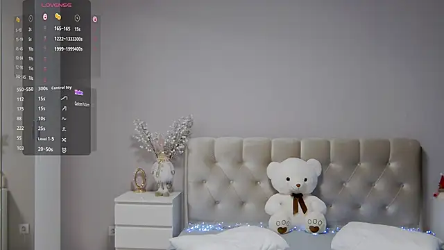 Snapshot of Baginyaaa chatting on 09/24/25, 12:41 Baginyaaa online show from 09/24/25, 12:41