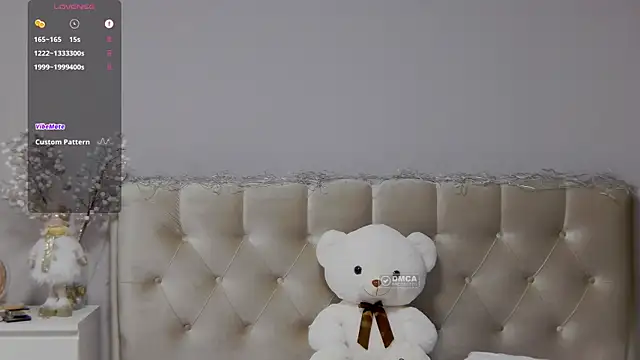 Snapshot of Baginyaaa chatting on 12/18/25, 07:53 Baginyaaa online show from 12/18/25, 07:53