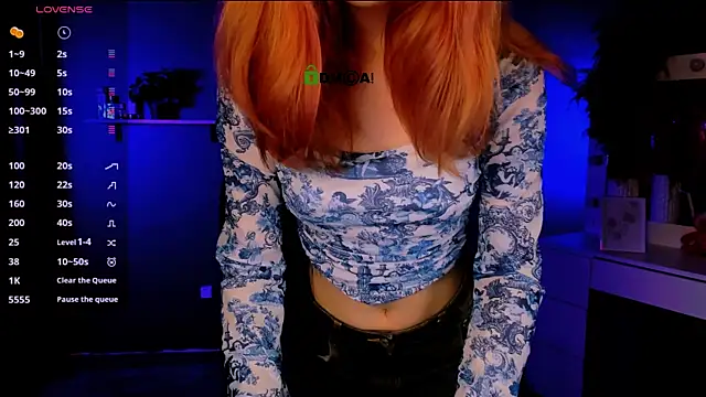 Snapshot of liana_kisses chatting on 10/08/25, 12:58 liana kisses online show from 10/08/25, 12:58