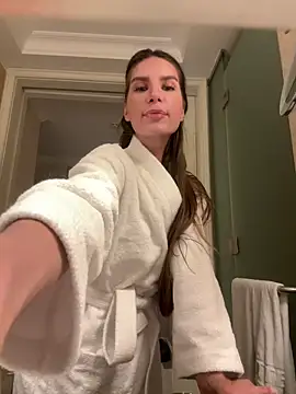 Snapshot of WildOrchid chatting on 03/05/25, 06:12 WildOrchid online show from 03/05/25, 06:12