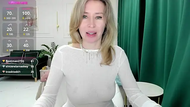 Jolie Ozolla online show from 01/29/25, 02:21