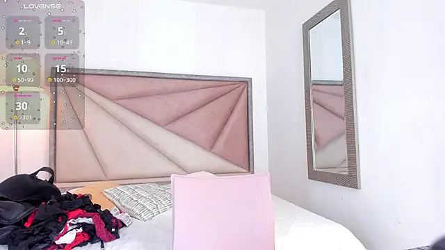 BarbaraKnox  online show from 09/13/25, 12:10