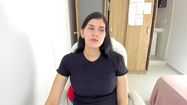 misstoya online show from 01/23/25, 12:35