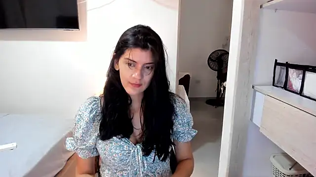 misstoya online show from 09/15/25, 04:40
