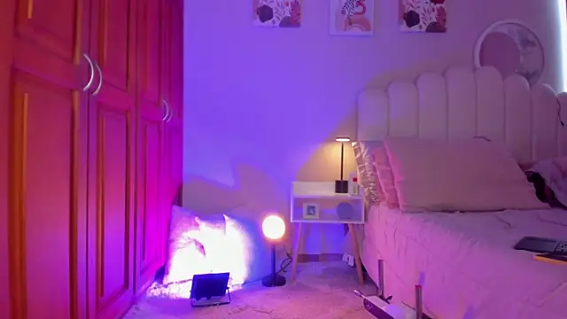 martinaaricci online show from 02/23/26, 02:03