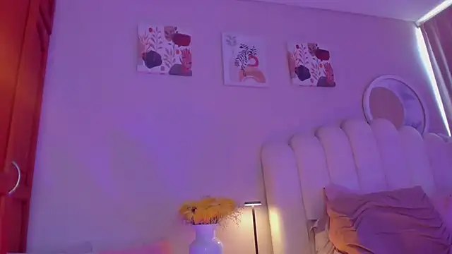 martinaaricci online show from 03/26/26, 04:12