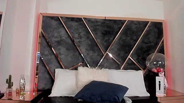 ChloeConnorr online show from 01/31/25, 03:20