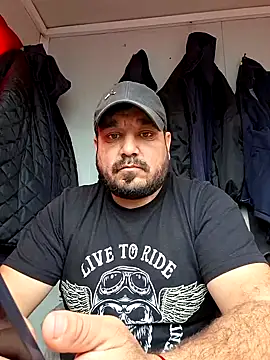 Snapshot of Futacisu chatting on 11/09/25, 07:50 Futacisu online show from 11/09/25, 07:50