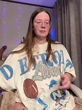 Sweetdee222x online show from 12/06/24, 07:54