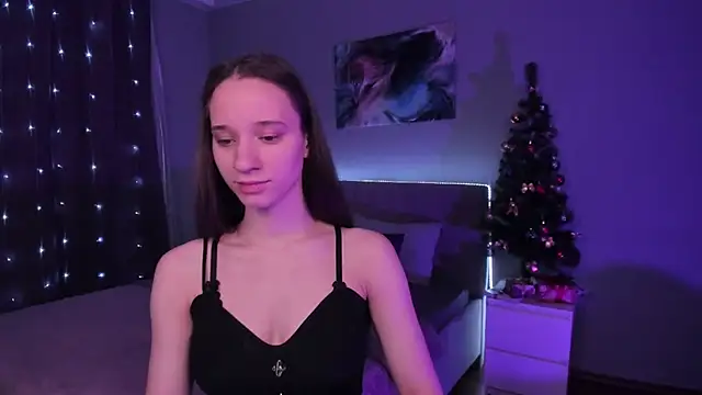 Snapshot of StaceySunny chatting on 12/11/24, 04:42 StaceySunny online show from 12/11/24, 04:42