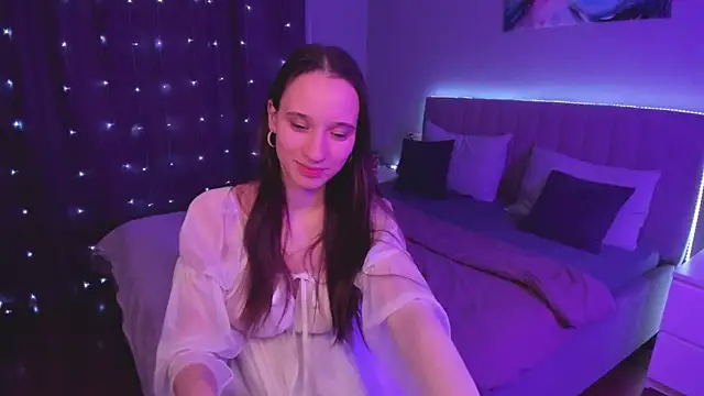 Snapshot of StaceySunny chatting on 02/11/25, 02:57 StaceySunny online show from 02/11/25, 02:57