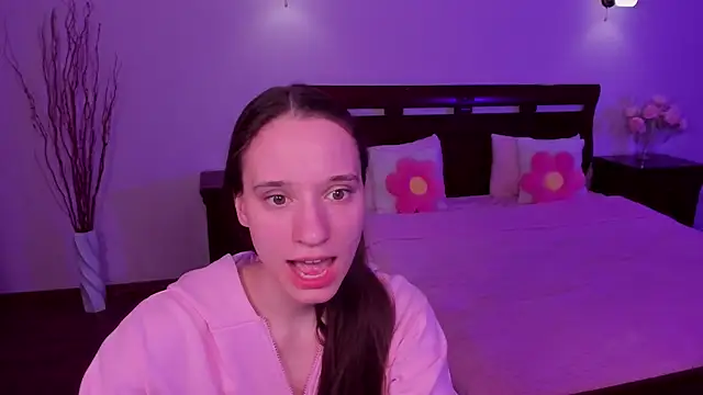 StaceySunny online show from 04/04/26, 05:21