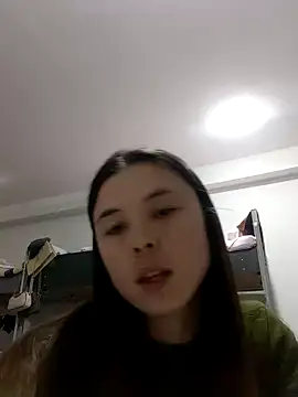 Snapshot of BluesAlyssa chatting on 12/13/24, 02:38 BluesAlyssa online show from 12/13/24, 02:38
