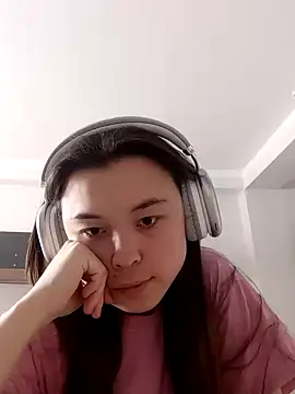 Snapshot of BluesAlyssa chatting on 01/18/25, 07:49 BluesAlyssa online show from 01/18/25, 07:49