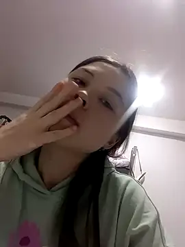 Snapshot of BluesAlyssa chatting on 02/15/25, 07:28 BluesAlyssa online show from 02/15/25, 07:28